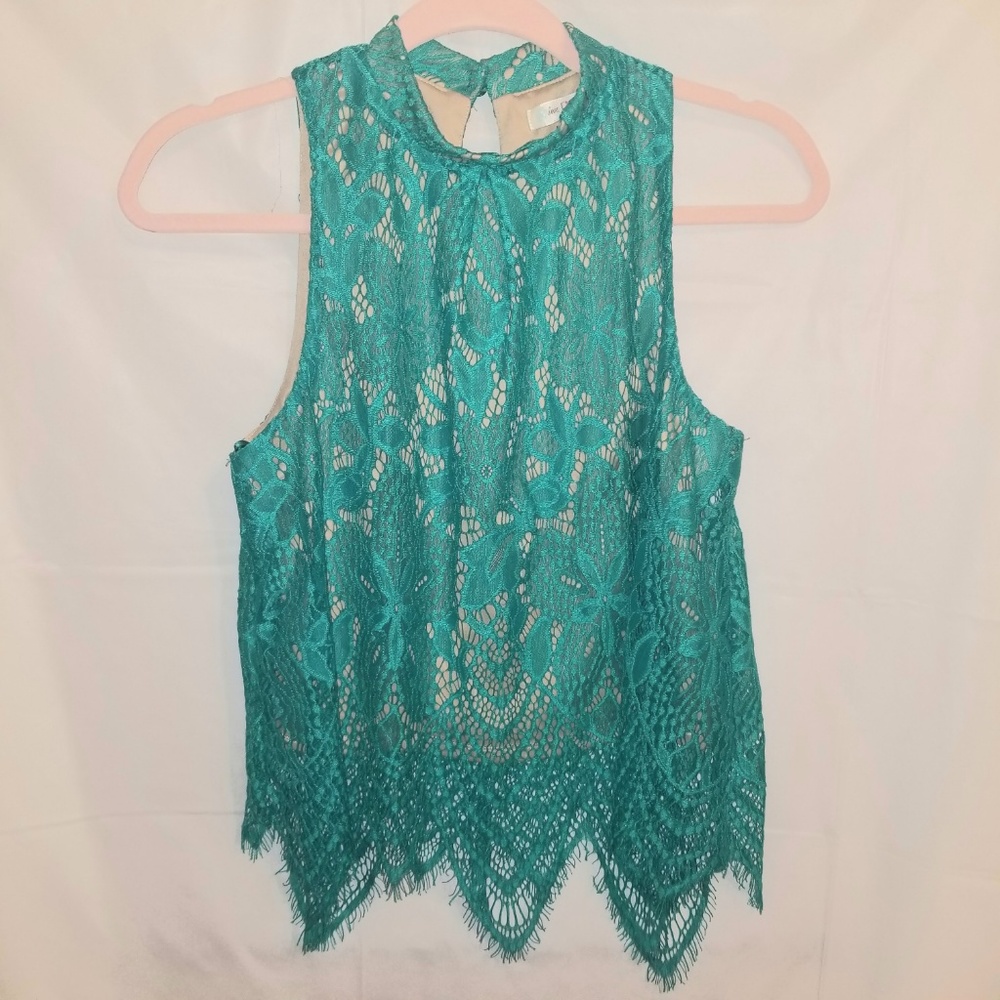 💎3/$20 SALE💎Love FIRE Lace Tank Top